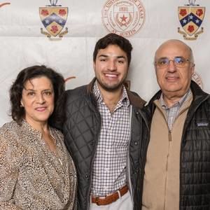 Meet your Posher, Jay